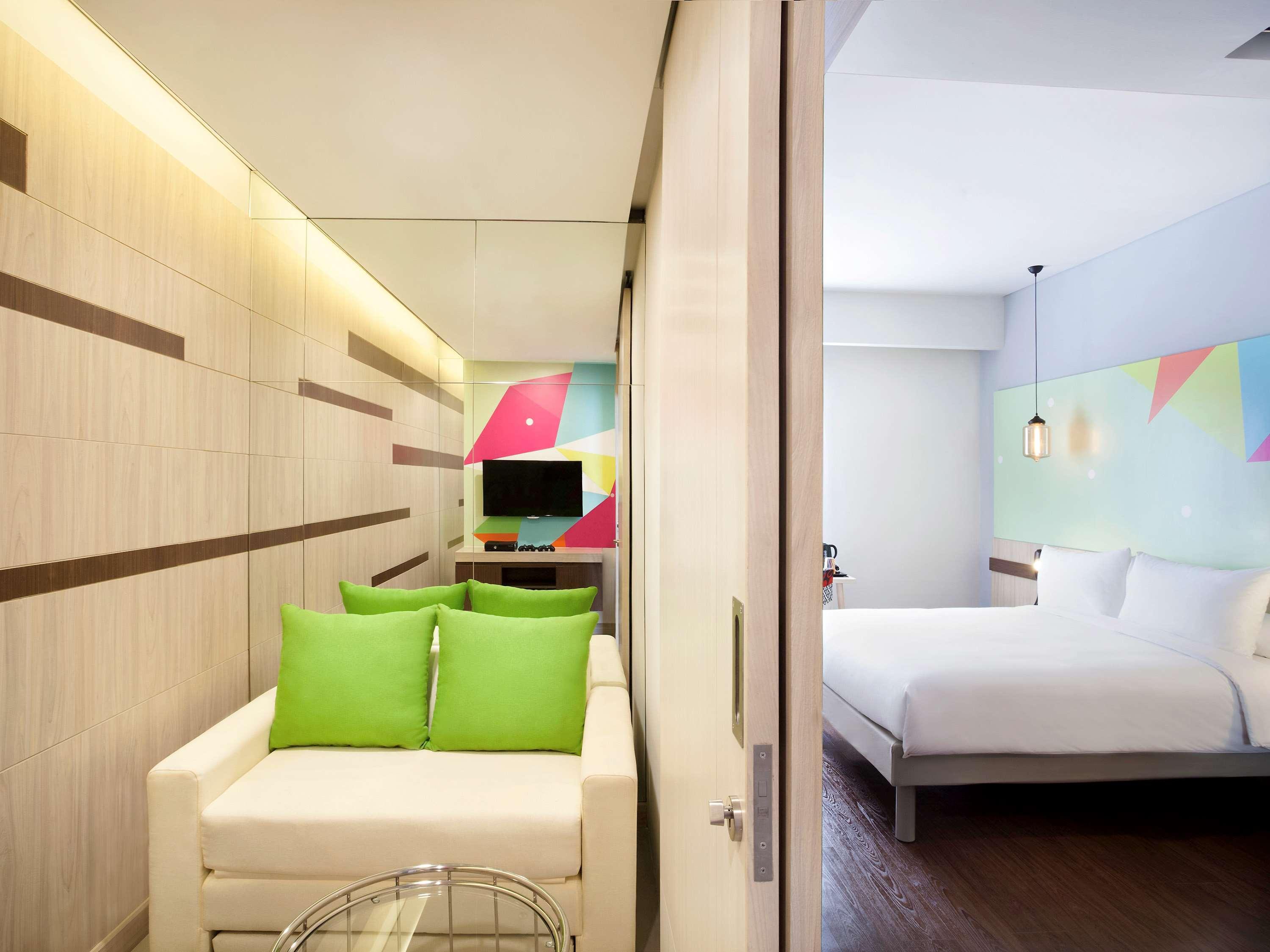 Ibis Styles Jakarta Sunter Eksteriør billede