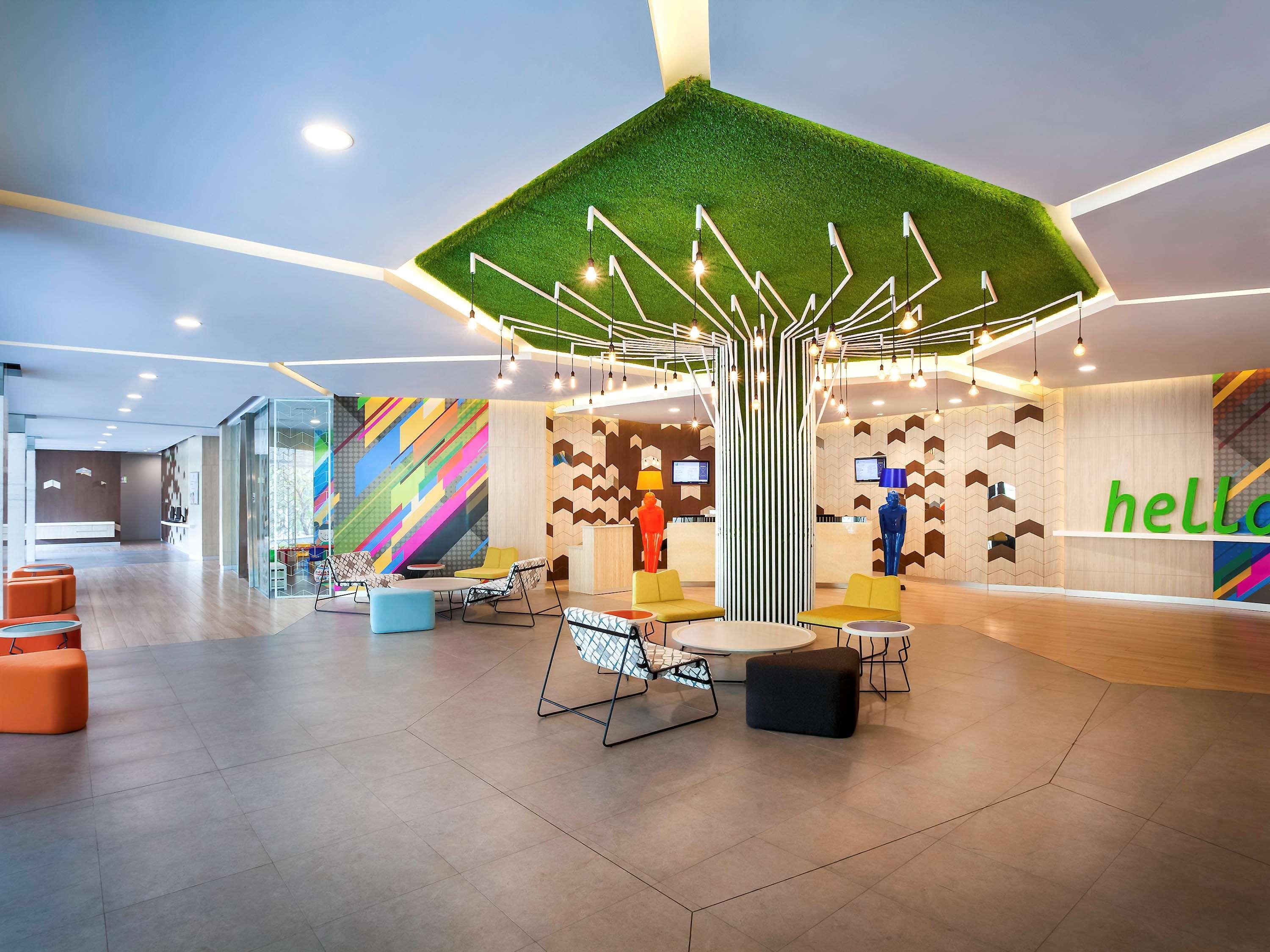Ibis Styles Jakarta Sunter Eksteriør billede