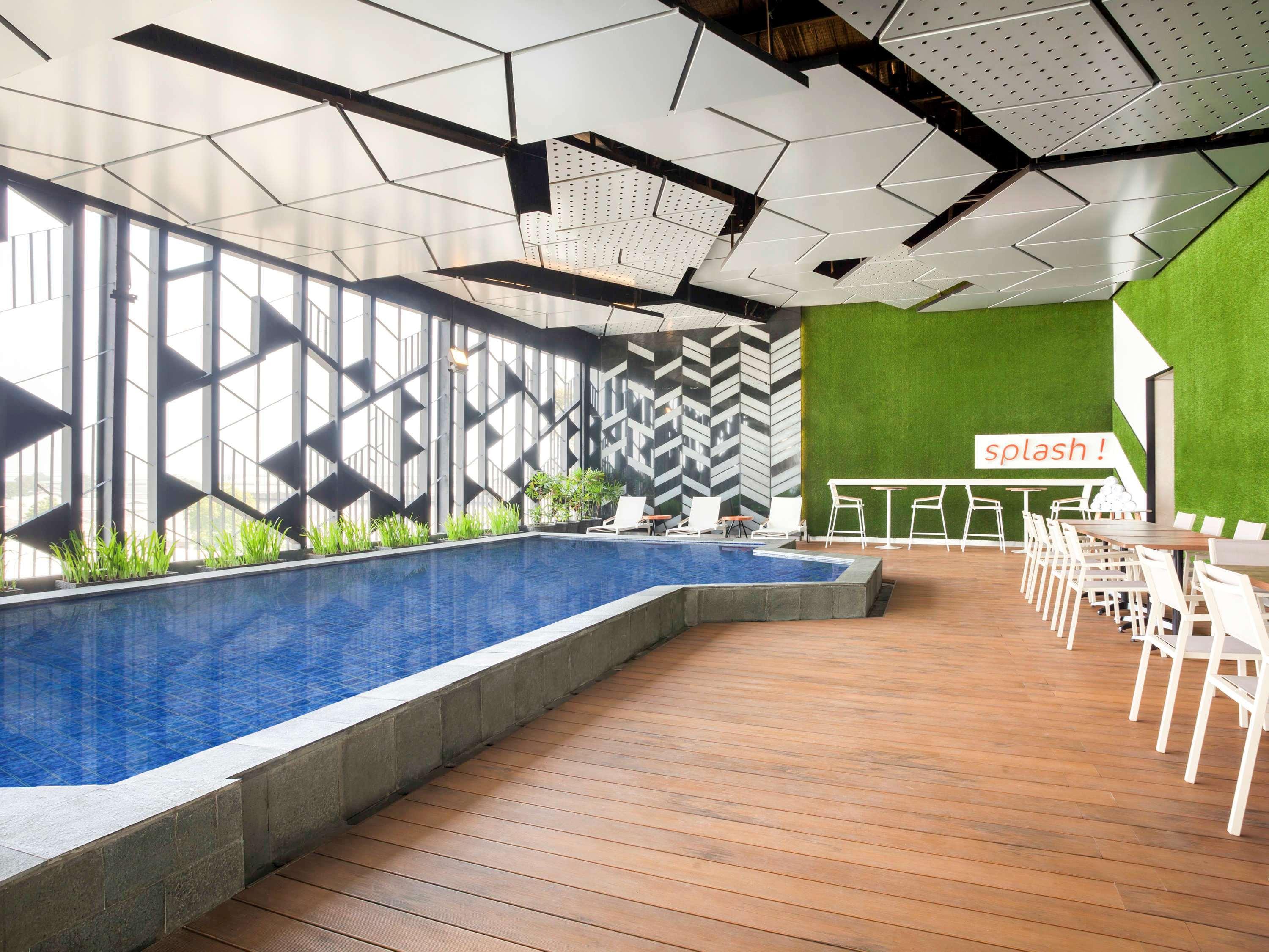 Ibis Styles Jakarta Sunter Eksteriør billede
