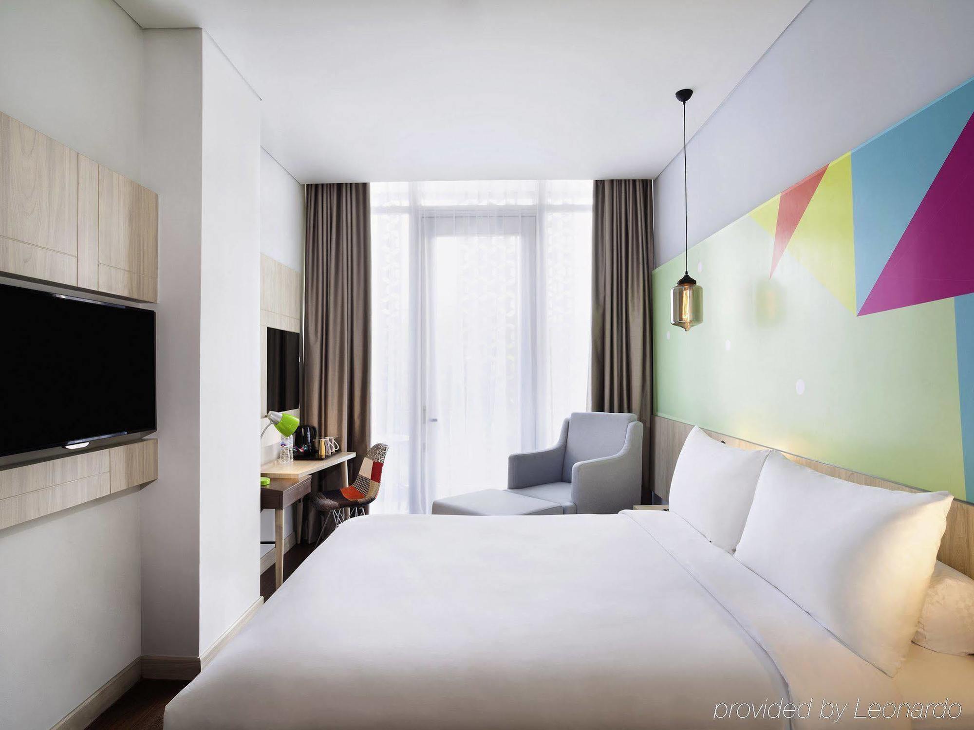 Ibis Styles Jakarta Sunter Eksteriør billede
